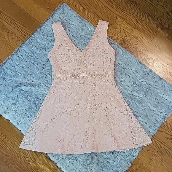 kate middleton cream lace dress Ivory Chantilly Lace main image 1